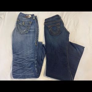 Women’s set of two True Religion jeans